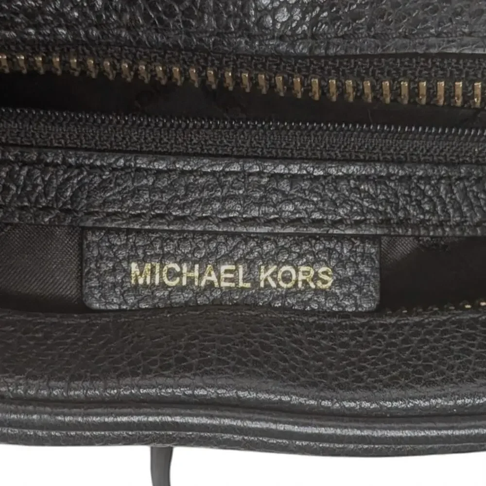 Michael Kors Ginny Crossbody Camera Bag in Black Pebbled Leather Jet Set Bag